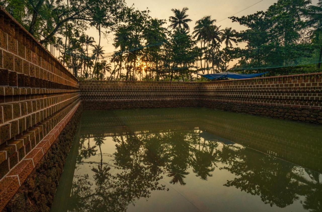 Neelambari Resorts Urakam Exterior photo
